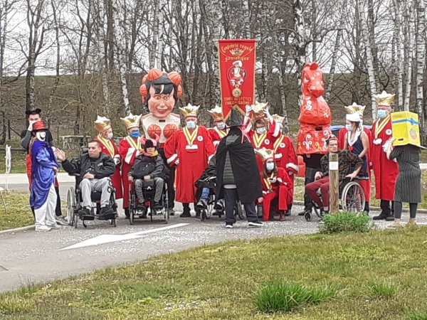 Le Foyer médicalisé Arc en Ciel  de Sevrey a quand même célébré Carnaval 