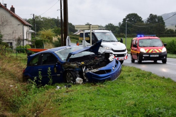 3 blessés, dont 2 enfants dans un écart de conduite pour éviter un poids-lourd