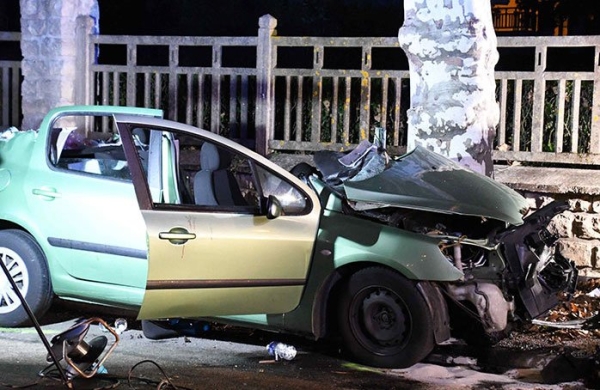 Un mort et quatre blessés, dont un grave, dans une voiture contre un arbre à Montceau les Mines
