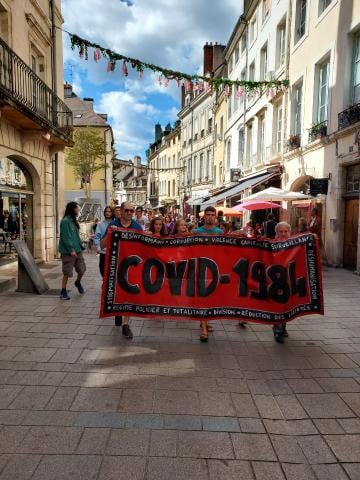 Nouveau samedi de mobilisation contre le pass sanitaire  à Chalon sur Saône 