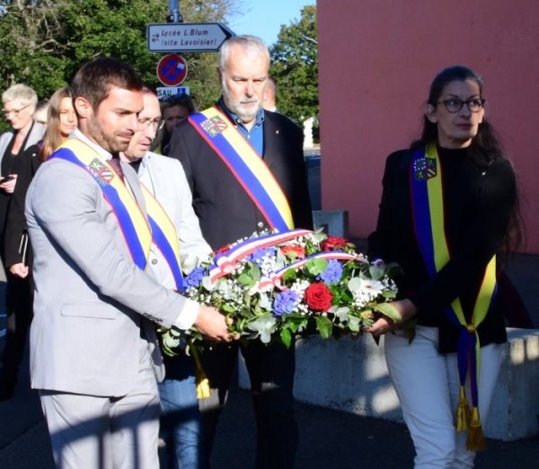 HOMMAGE A SAMUEL PATY - Le Rassemblement National cible le lycée Blum du Creusot pour "la lâcheté de sa direction"