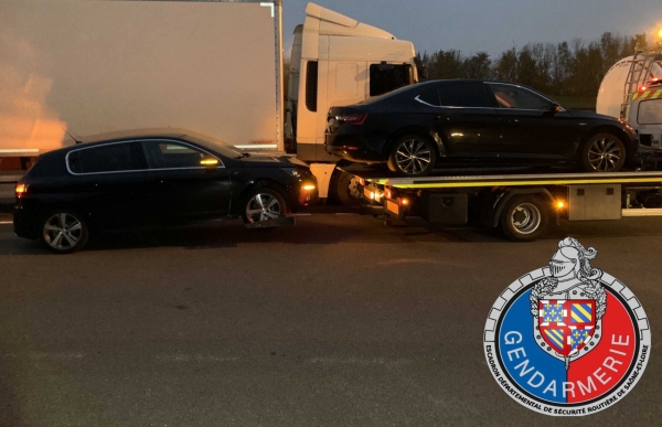 Deux permis et deux voitures confisquées par les gendarmes de Saône et Loire 