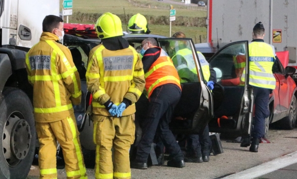 Deux poids-lourds, deux voitures...  6 blessés à Laizy