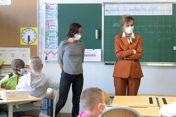  Plus d'un million de masques distribués aux personnels de l’Éducation nationale
