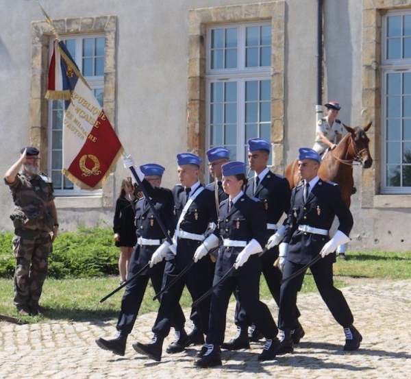  Le Lycée Militaire d'Autun ouvrira le défilé du 14 juillet sur les Champs Elysées
