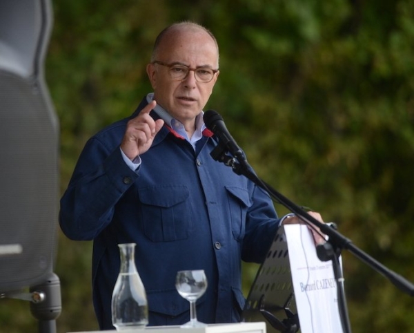 En Saône et Loire, Bernard Cazeneuve s'installe en patron 