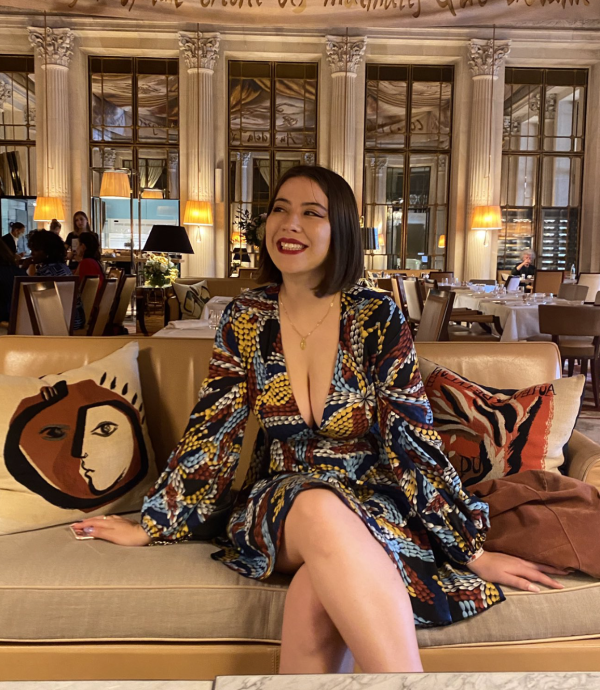 Refusée du musée d’Orsay à cause de son décolleté jugé trop plongeant !