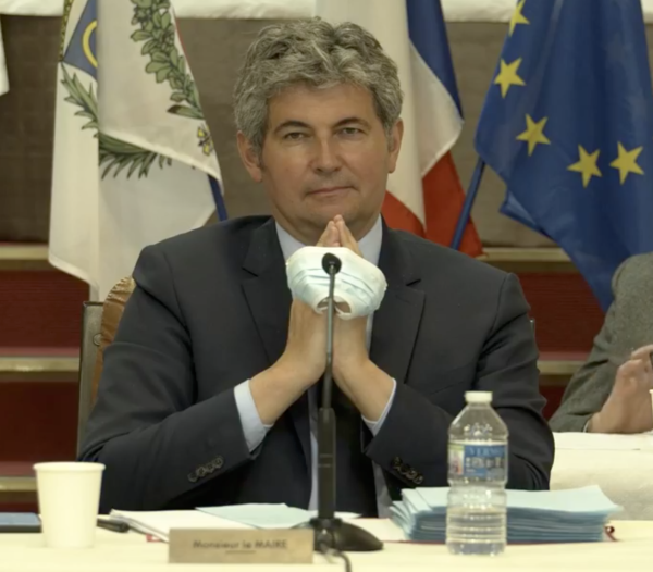 Gilles Platret demande à Marie-Guite Dufay, Présidente de région Bourgogne et Franche-Comté, l’installation de purificateurs d’air sur les sites scolaires et universitaires.