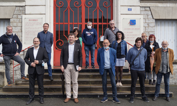 REGIONALES - Bastien Faudot (Le Temps des Cerises) est venu parler avenir pour la centrale Lucy à Montceau les Mines 