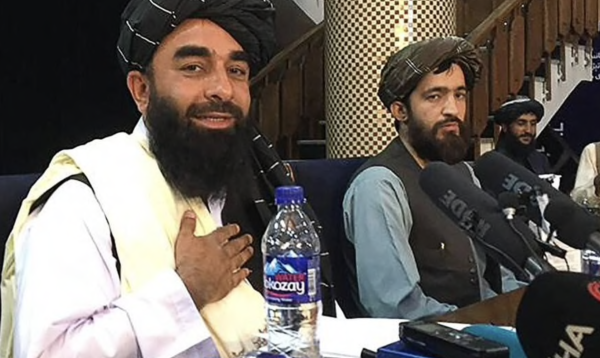Les Talibans jouent la carte de l'apaisement en Afghanistan et font des annonces
