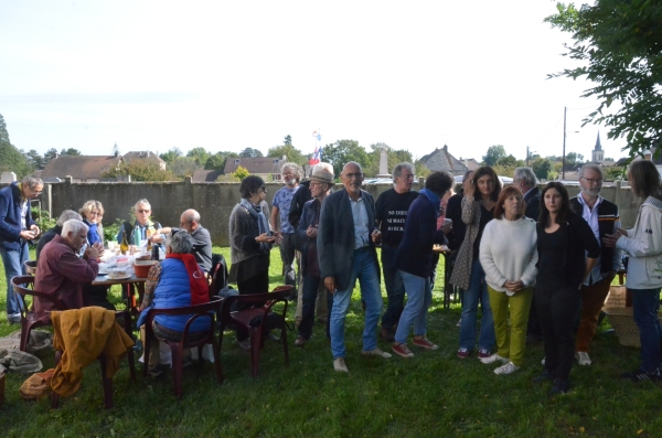 En Saône et Loire, les militants de la France Insoumise se préparent à la Mère de toutes les batailles électorales 