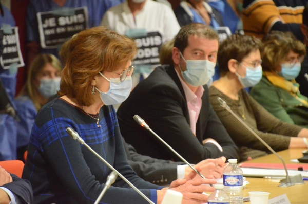 HOPITAL DE CHALON - Christine Ungerer, Directrice d'établissement réagit et précise les modalités liées aux difficultés de prise en charge des patients