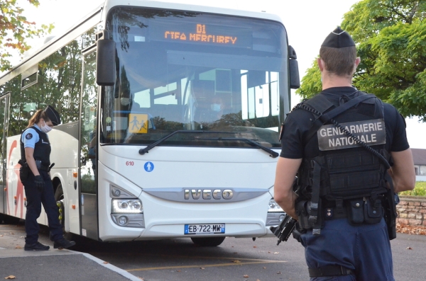 Chalon sur Saône / Autun - Opération anti-drogues menée par les gendarmes sur la D978