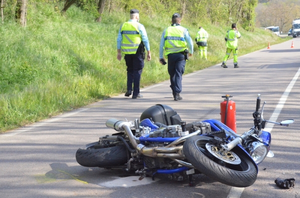 Un motard perd la vie sur la D978 à la sortie de Mercurey 