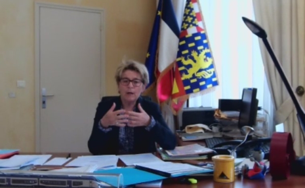 «La Région Bourgogne-Franche Comté  va mobiliser 7,3 millions d’euros supplémentaires pour les commerçants et les artisans et 2 millions pour les élèves infirmiers»