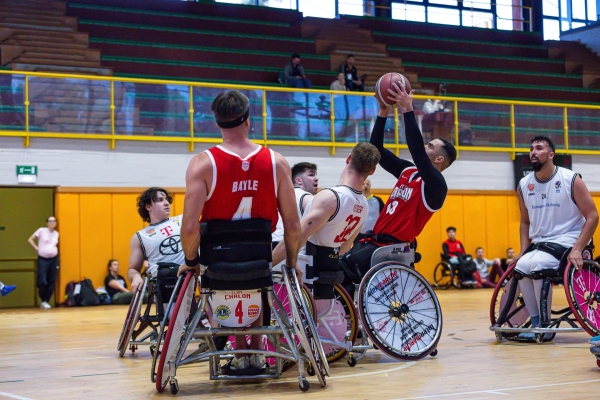 BASKET-BALL FAUTEUIL - EUROCUP2 -Chalon manque le dernier carré pour 1 point !