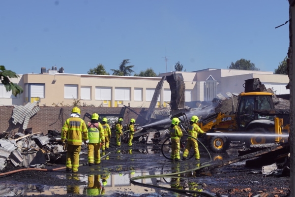  Le gymnase du collège Schuman à Mâcon détruit par un incendie cette nuit