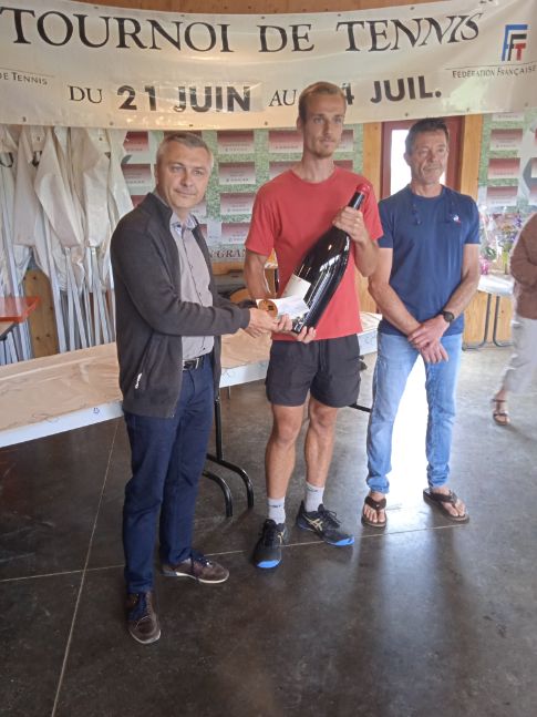 Clap de fin pour le tournoi de tennis de la Côte Chalonnaise 