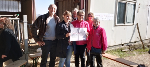 La Commission des Agricultrices de la FDSEA 71 remet 2501 euros à Toujours Femme