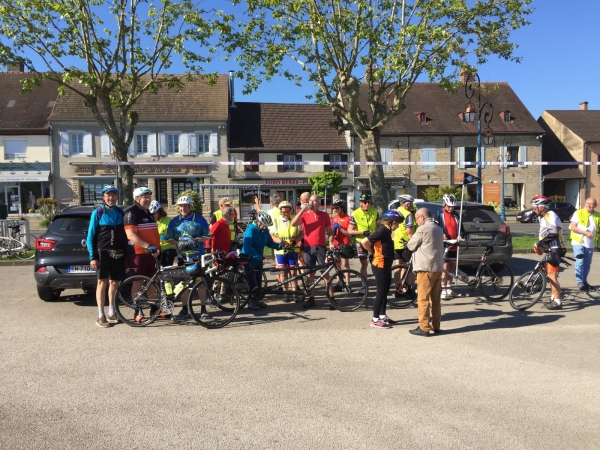 Association Valentin HAUY -   Septuaraid tandems en Saône-Et-Loire