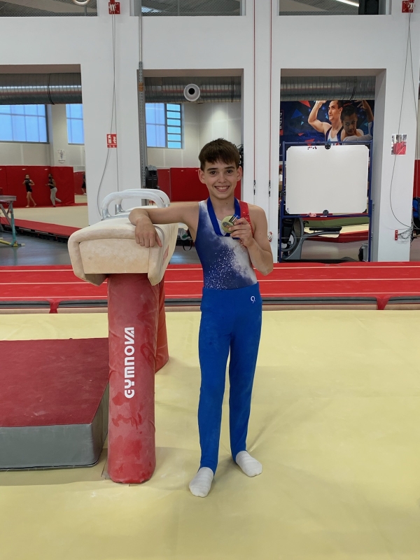 UNION GYMNIQUE CHALONNAISE - Une médaille de bronze pour Hugo Jeanperrin au championnat de France Élite à Mouilleron Le Captif