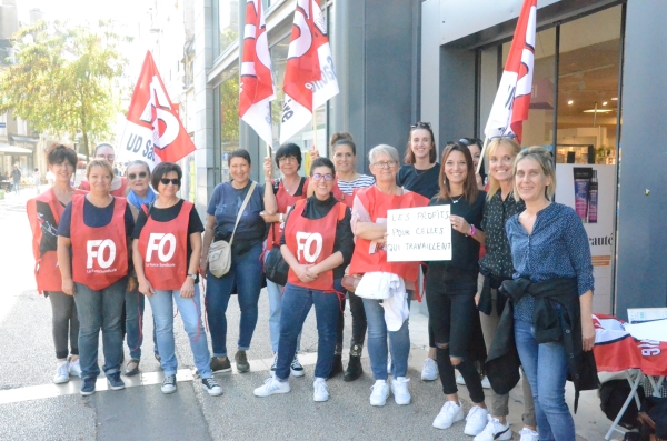 Les salariés de Monoprix Chalon réclament une revalorisation salariale 