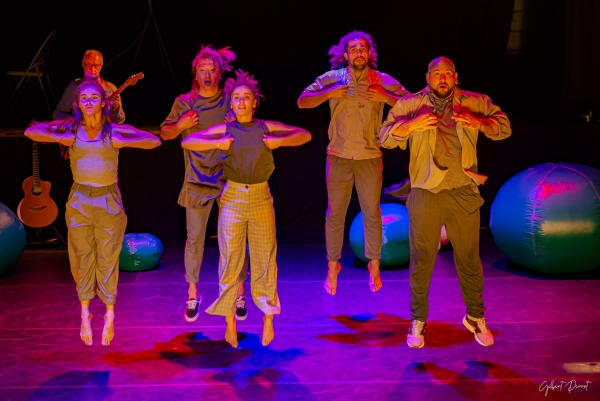  Maous un très beau spectacle chorégraphique jeune et tout public de la compagnie Ecarts