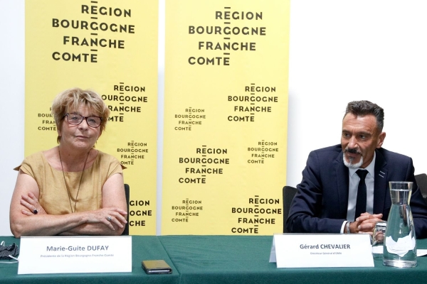 CORONAVIRUS - La région Bourgogne-Franche Comté annonce un bâtiment de 10.000 m² en  Saône-et-Loire une production de meltblown d'ici la fin 2021