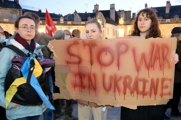 Un rassemblement en solidarité avec l'Ukraine à Dijon