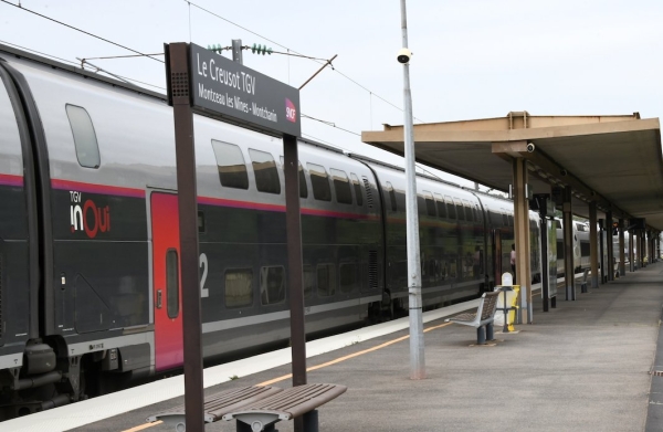Un TGV arrêté en gare de Creusot TGV, parce qu’un agent de la SNCF refusait de porter un masque…