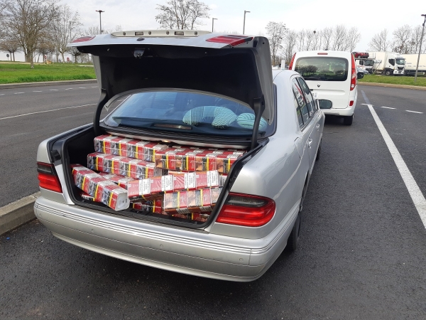 Saisie exceptionnelle de près de 500 kg de tabac de contrebande par la brigade des douanes d’Auxerre