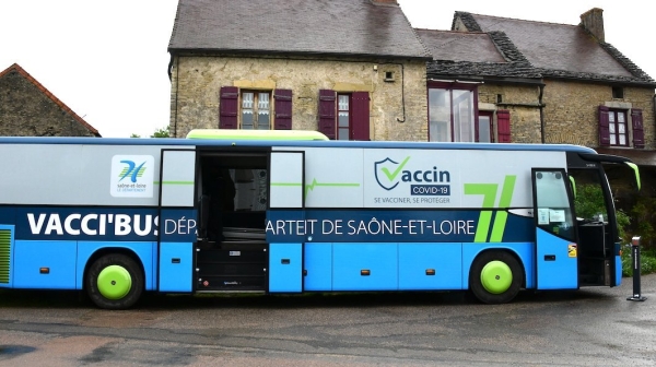 André Accary annonce le retour du Vacciubus, mais aussi des capteurs de CO2 dans les cantines des collèges de Saône et Loire 