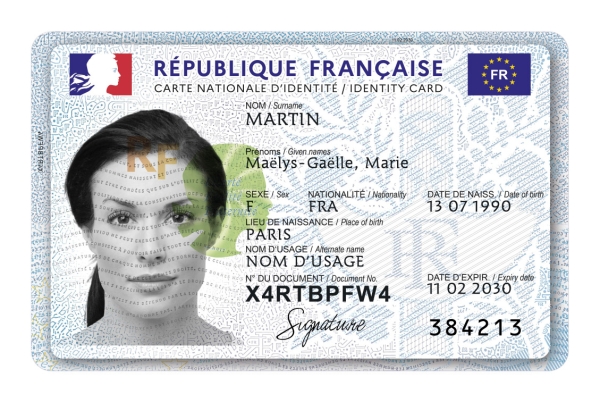 La carte d'identité nouveau format débarque en Saône et Loire 