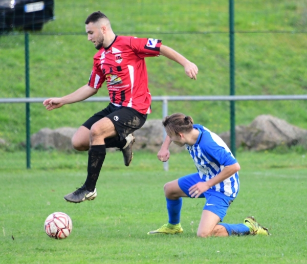 FOOTBALL (Départementale 2) :  Mellecey / Mercurey fait tomber Montcenis