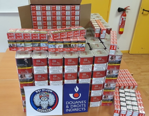   Week-end fructueux pour la brigade des douanes de Dijon avec plus de 99kg de tabac saisis