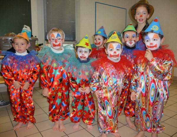 Dimanche, les Saint-Lupéens ont accueilli le Père Noël dans une joyeuse ambiance !