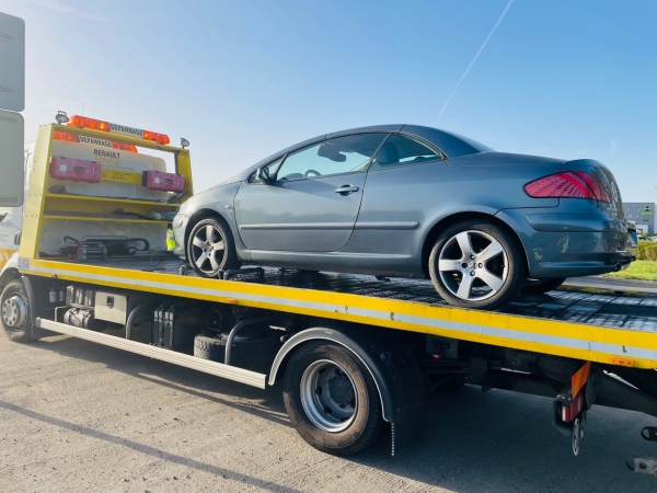 Avec son permis probatoire, le Creusotin de 19 ans  filait à 180 km/h sur la RCEA... 