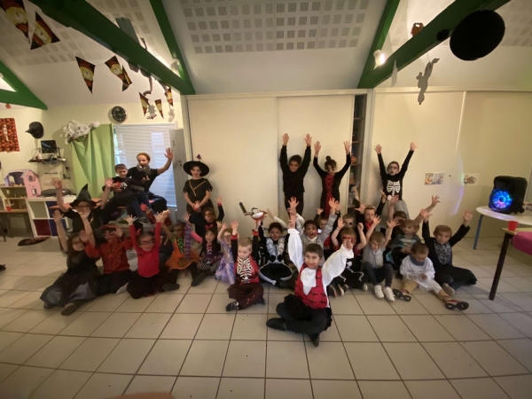 Au centre de loisirs d’Epervans, les enfants ont joyeusement exprimé leur créativité sur le thème des friandises !