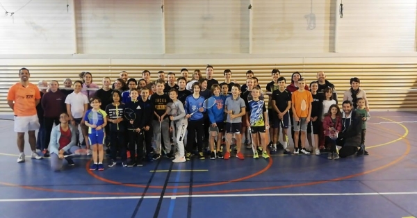 L'école de badminton de Chalon sur Saône marque le coup pour Noël 