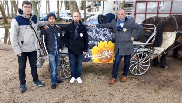 MUNICIPALES - Ce samedi, la calèche de l'écoute est partie à la rencontre des Chalonnais