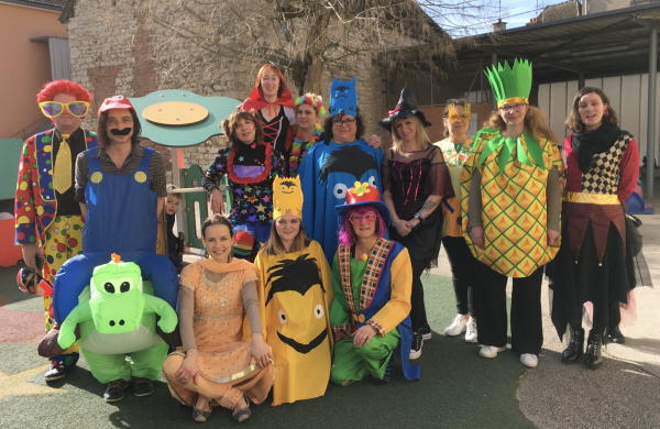 Retour en images sur le carnaval à l'école du Devoir 