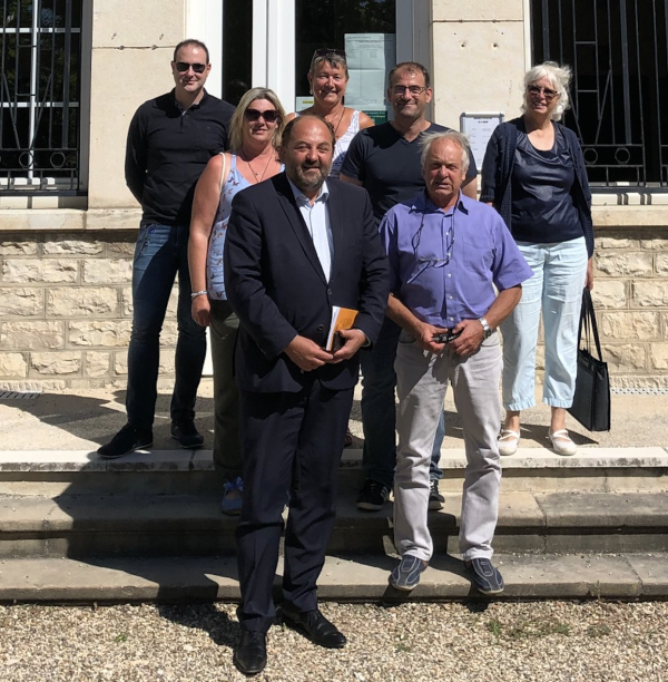 Le député de Saône et Loire, Raphaël Gauvain, à la rencontre de la nouvelle équipe municipale de Saint Loup de Varennes