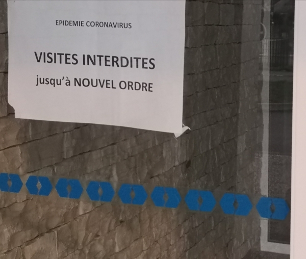 Elle se rend à l'EHPAD pour voir son père  qui est en train de s'éteindre... jusqu'à... 