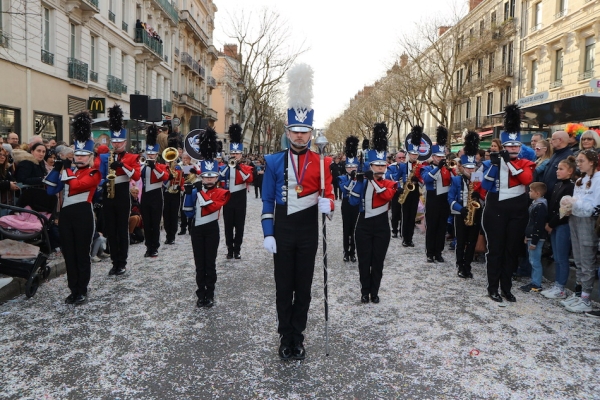 100e CARNAVAL CHALON - Info-chalon.com au coeur de la grande cavalcade (2)