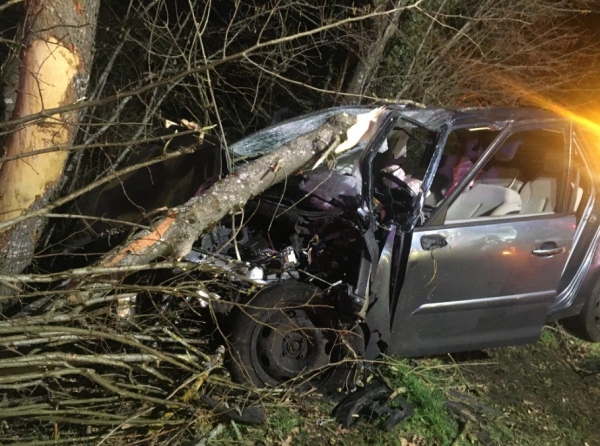 Un blessé grave dans une violente sortie de route