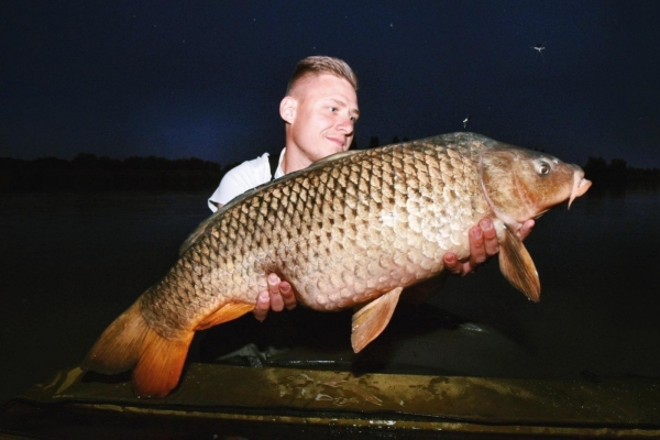 Premier gros poisson de rivière pour Matthieu Glod 