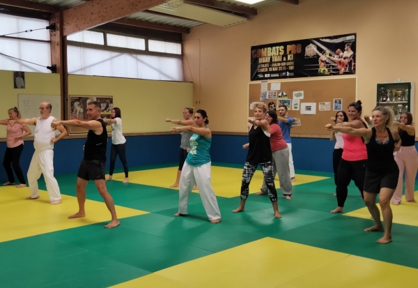 Vous n’avez pas encore inscrit votre enfant à une activité, vous voulez pratiquer un art martial, vous voulez bouger en musique, alors venez rejoindre l’association de KARATE TRADITIONNEL Chalonnais (KTC).