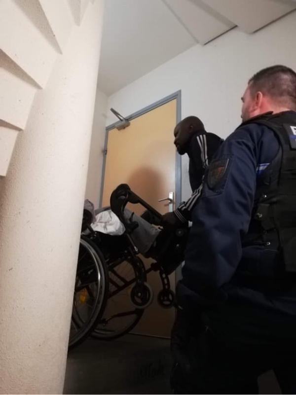 Chapeau bas aux policiers municipaux de Chalon-sur-Saône ! 