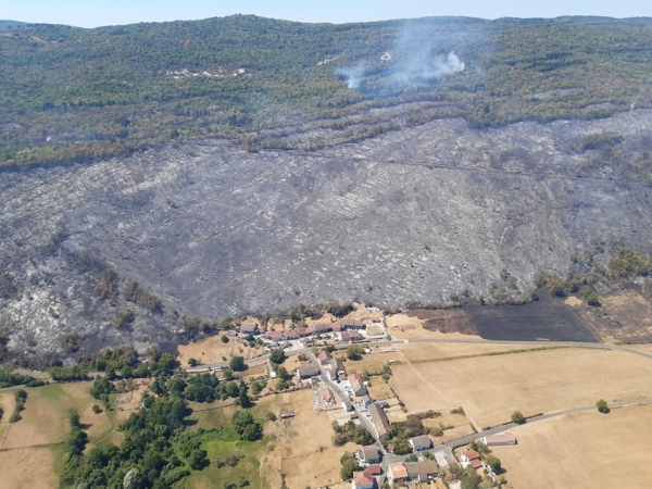 JURA - Images de désolation aux abords de Vouglans 