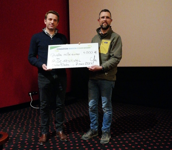 La Fondation Maison Colin Seguin a remis un chèque de 4 000 euros aux organisateurs du RISE-FESTIVAL